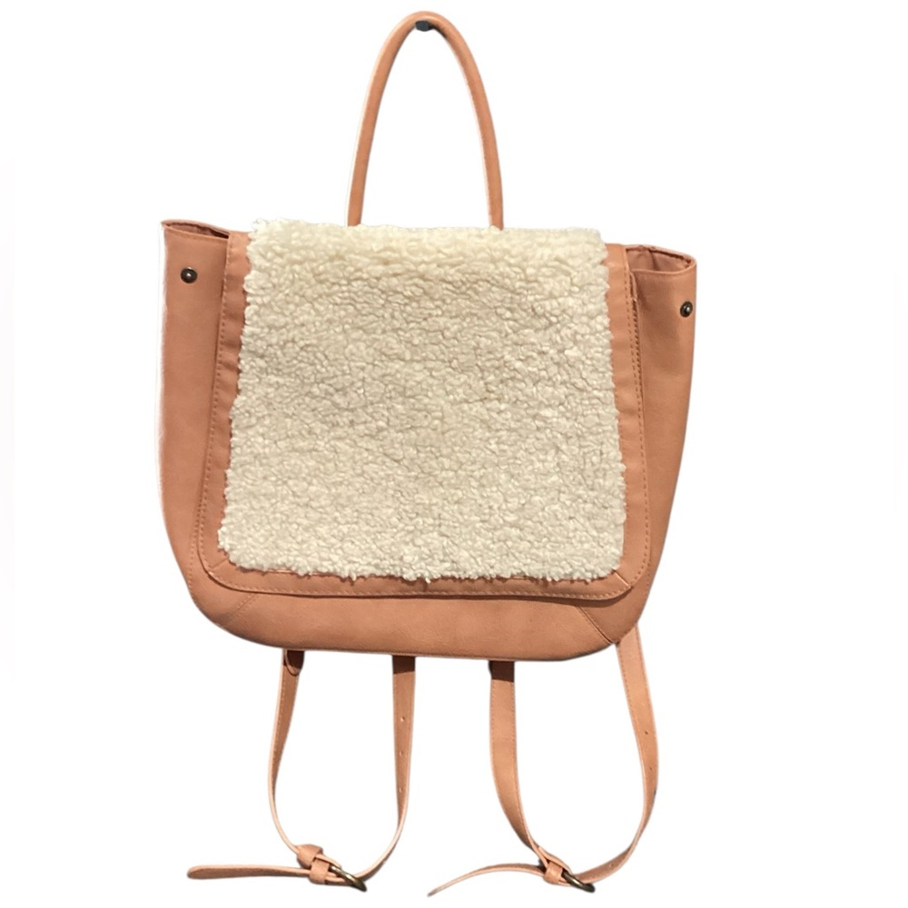 Universal Thread backpack/ purse.